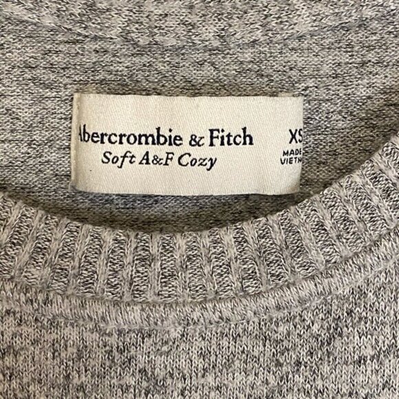 Abercrombie & Finch Sweater - Picture 4 of 6